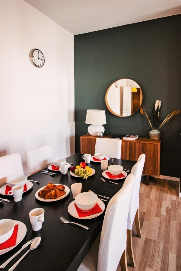Beautiful Apartments In Porte De Namur Brussels Exterior photo